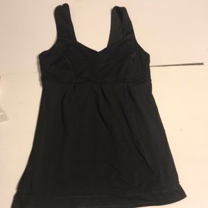 Beautiful black lululemon shirt ❕